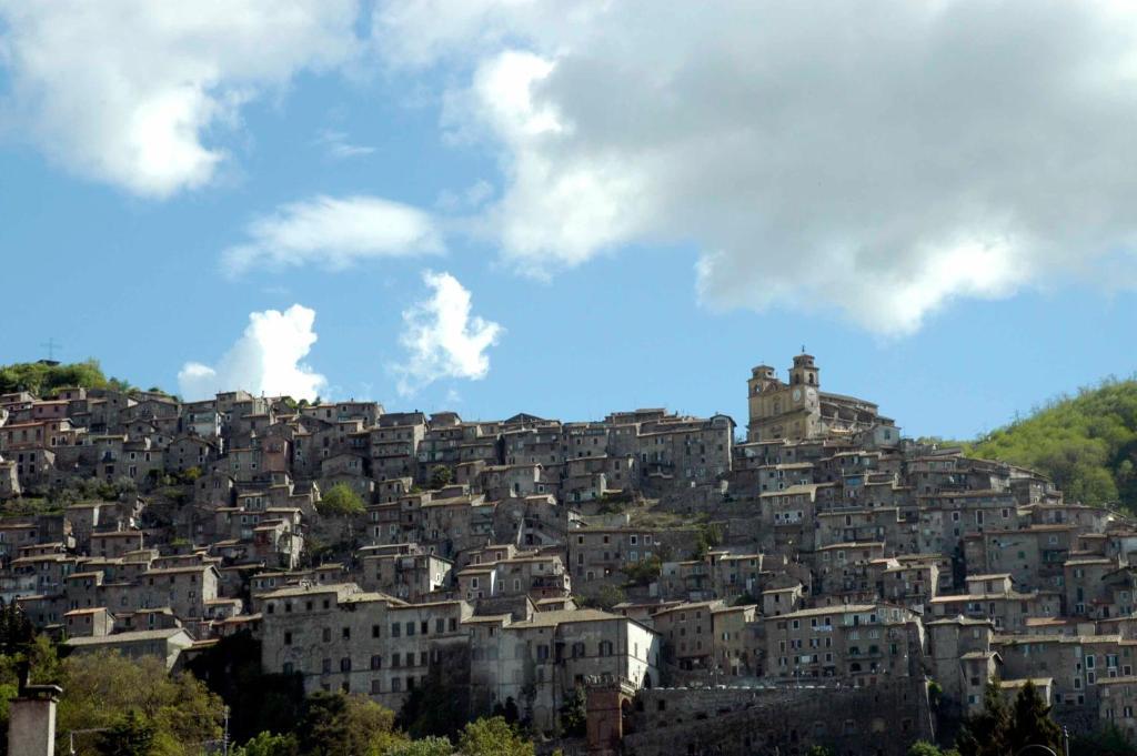 Rupe Antica Bed & Breakfast Artena Dış mekan fotoğraf